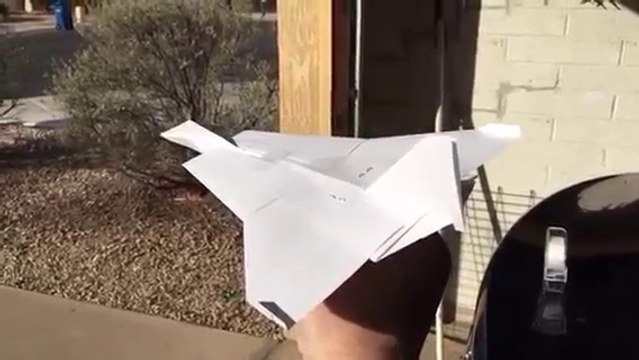 Paper Airplane Saab J35 Draken flight 70 feet