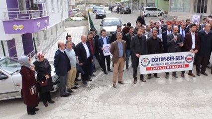 Kastamonulu Eğitimciler Performans ve Sözleşmeli Öğretmen Uygulamasını Protesto Etti