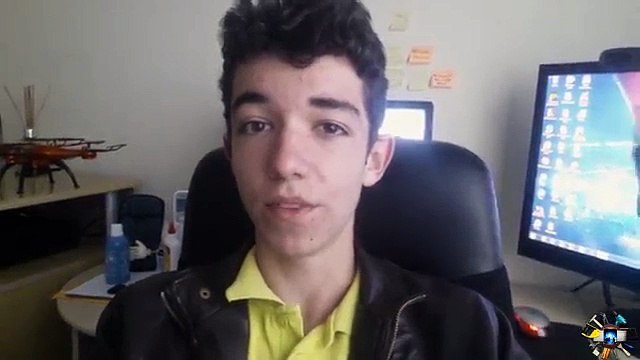 AMOEBA CASEIRA SEM BORÁX (Geleca Caseira) COM COLA E ÁGUA (OLHA NO QUE DEU KKK) - Simples e Fácil