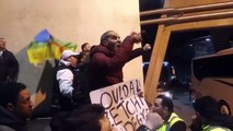 Les algériens bloquent le bus des verts à Graz