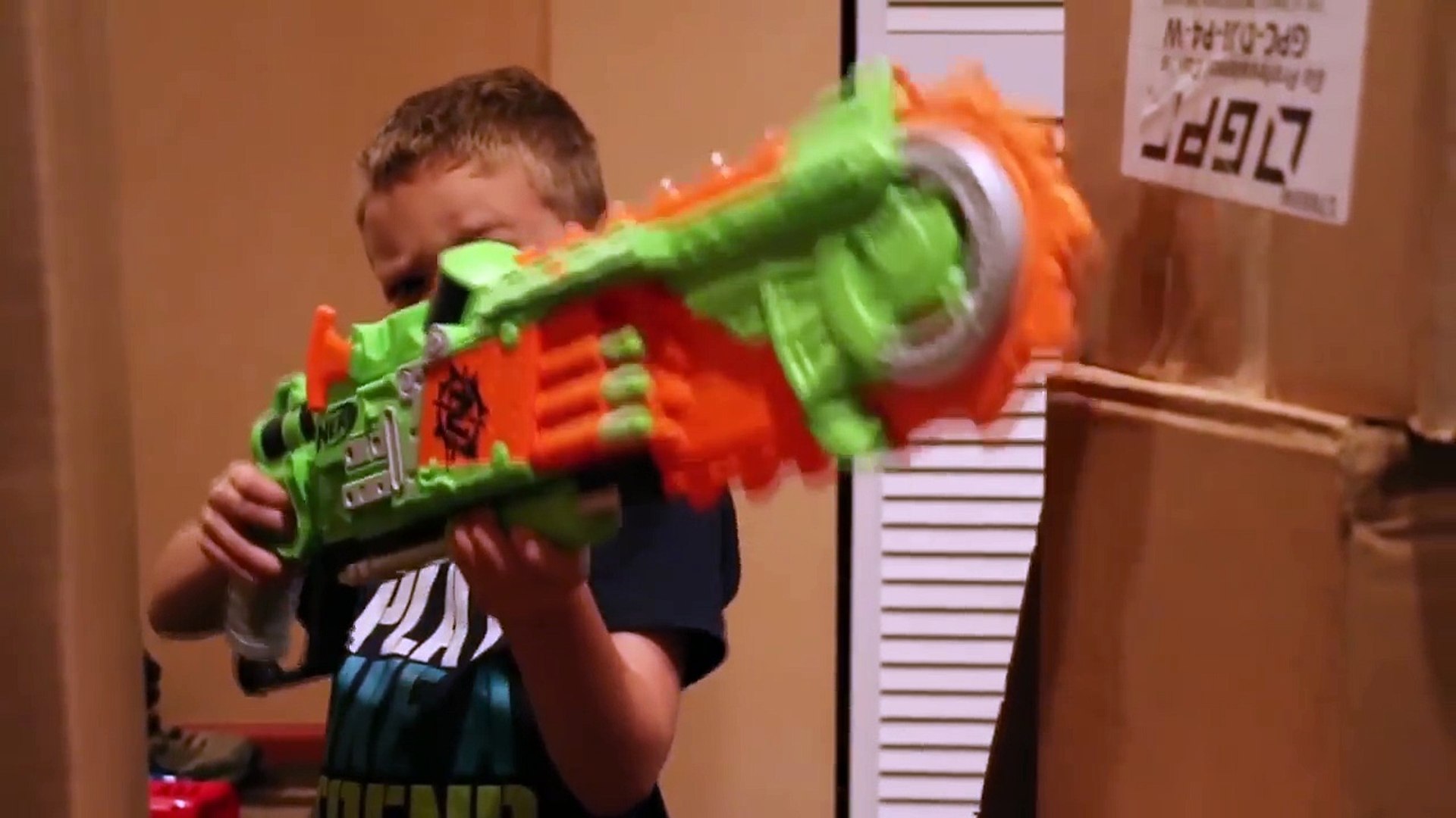 nerf war videos twin toys