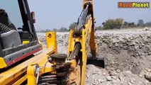 Lazy Driver in JCB Dozer - JCB Dozer Loading Stone In Truck - JCB VIDEO