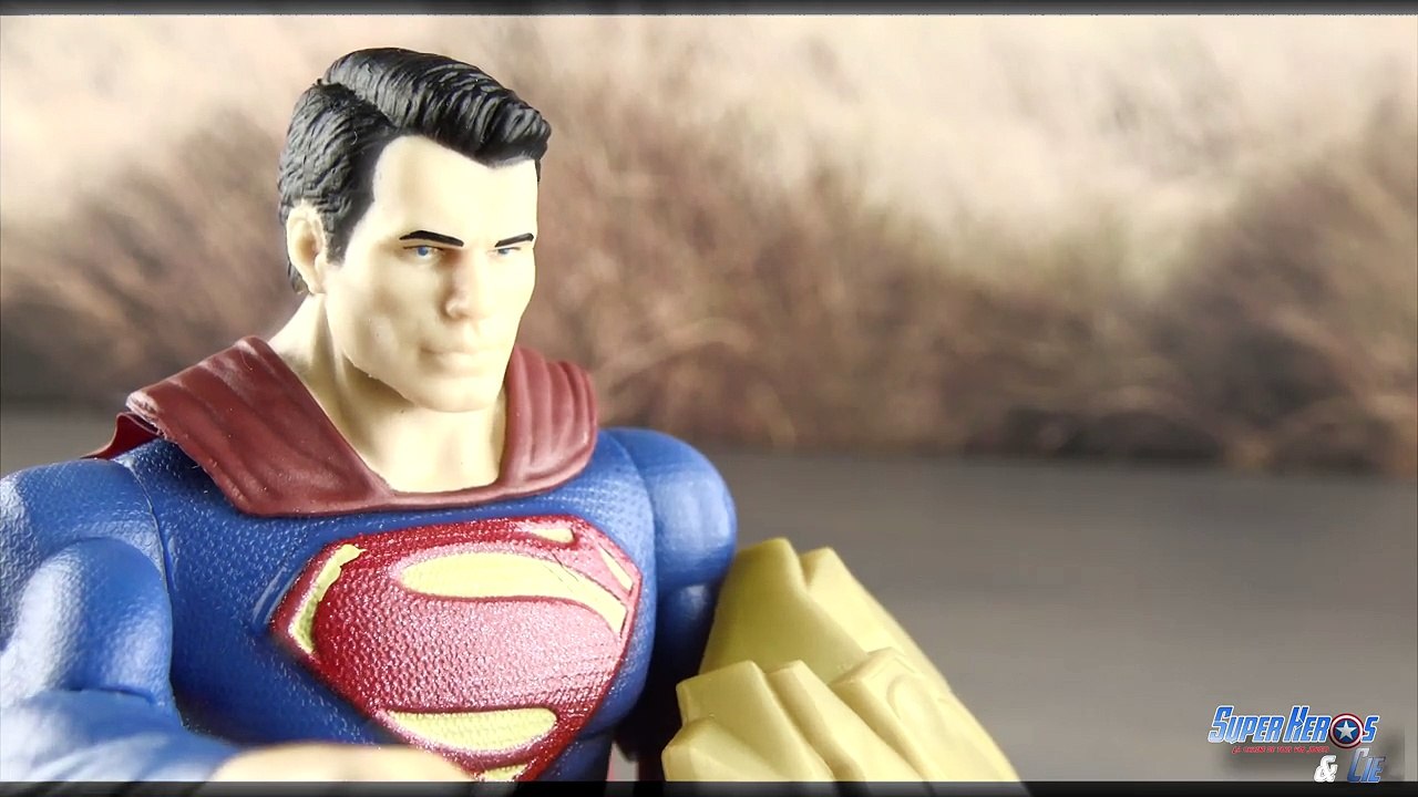 Batman Vs Superman Batmobile Dawn of Justice DC Comics Super Héros Figurines Jouet Toy Review