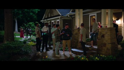 Blockers clip -  Mitchell Gets Into a Chugging Contest