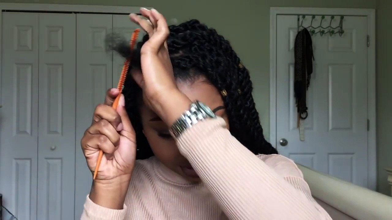 HOW TO: Easy Individual Crochet Twists | No Cornrows! | UMONA HAIR