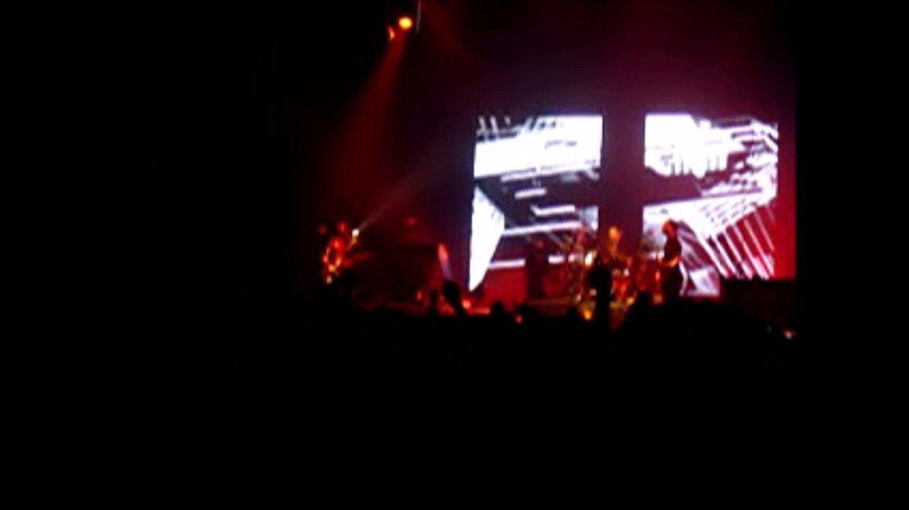 Muse - Micro Cuts, Lyon Halle Tony Garnier, 11/10/2003