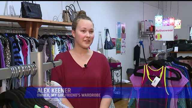 Pennsylvania Town Glows Red as Woman Delivers Lightbulbs in Honor of Fallen Firefighters