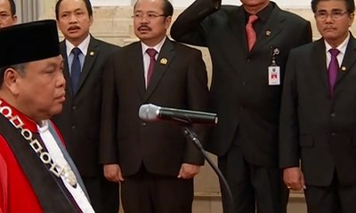 Ramai Ditolak, Arief Hidayat Akhirnya Dilantik Presiden