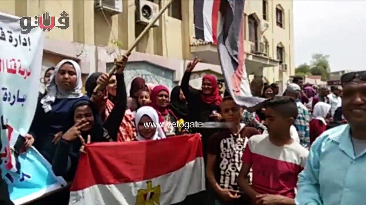 طلاب قنا ينظمون مسيرة لحث المواطنين على المشاركة بالانتخابات