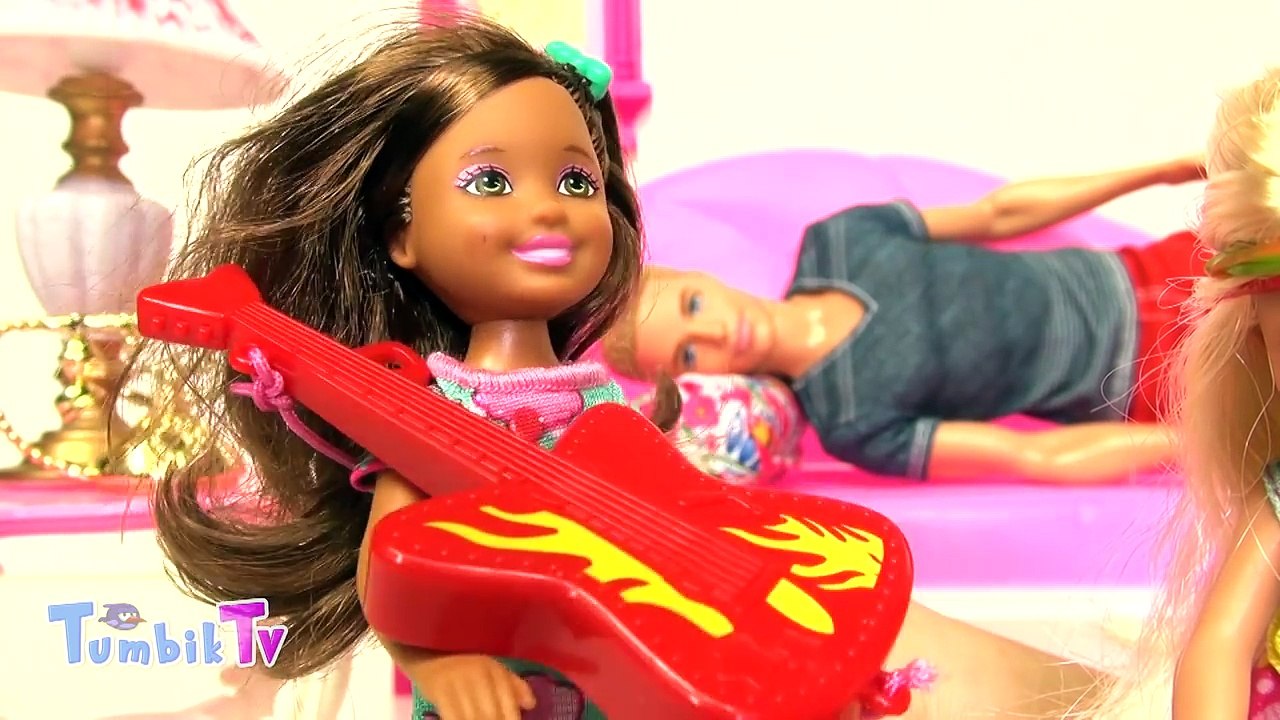 Chelsea ve Maşanın Rock Grubu!