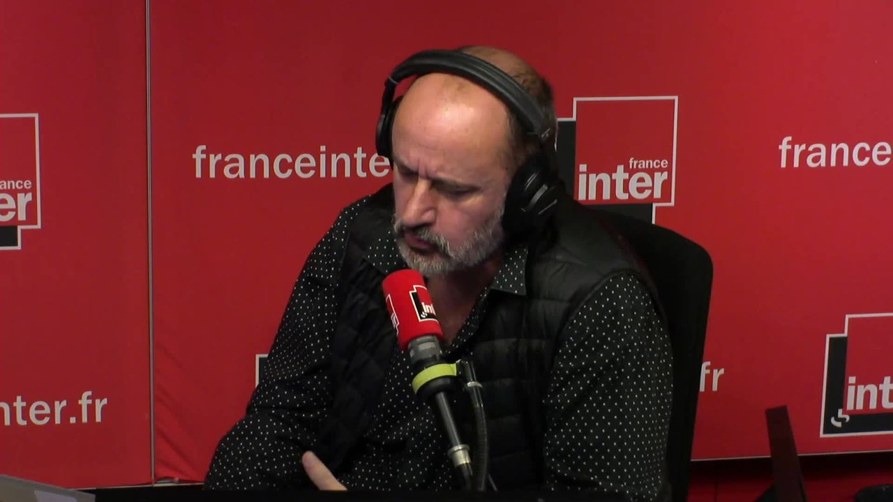 Nicolas Hulot annonce la réintroduction de l'ou...