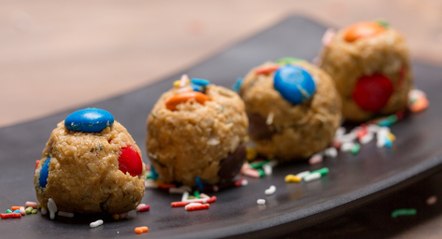 طريقة عمل لقيمات البروتين غير المخبوزة