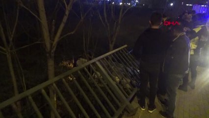 Bursa-Takla Atıp Dereye Uçan Otomobilden Yürüyerek Çıktı