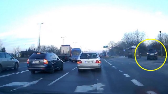 Des automobilistes ont une mauvaise surprise en prenant un raccourci pour éviter les bouchons