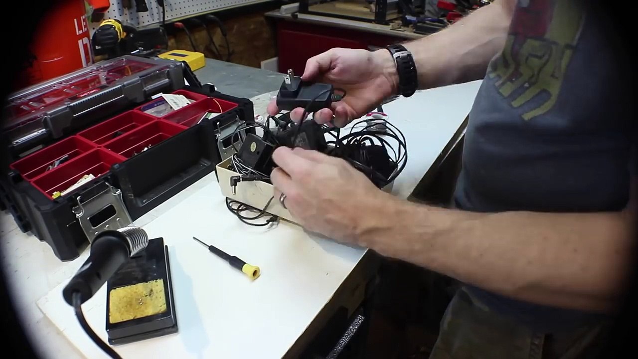 Wooden digital clock // How-To