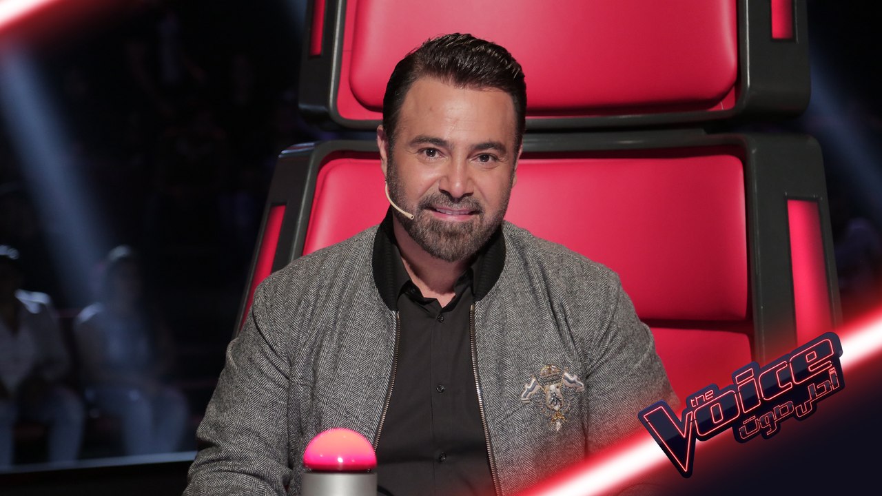 صداقة مميزة تجمع بين عاصي وخليل أبو عبيد مدرب المواهب