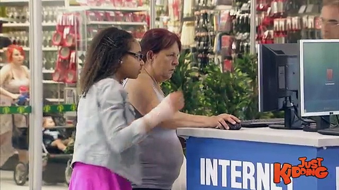 A Mouse That Scares Prank