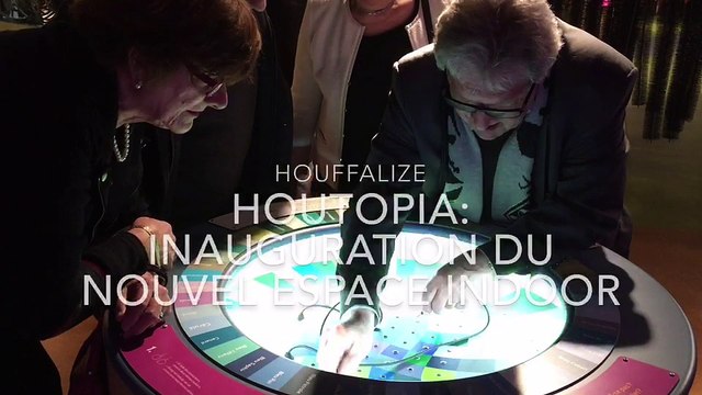 Houffalize: le ministre wallon René Collin teste l'une des nouvelles expériences sensorielles