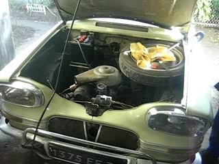 Ami 6 Vert Absinthe se réveille après 42 ans de sommeil