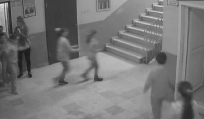 Düzce'de art arda 4 deprem... Öğrencilerin korku dolu anları kamerada