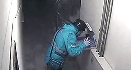 Tükürülen Pizzayı Yiyen Kişi Konuştu: 3'üncü Dilimi Isırdığımda "Pizzayı Yeme" Diye Mesaj Geldi