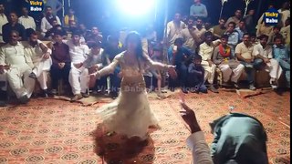 Madam Talash Jan - Thaki Thaiyan - Zeeshan Khan Rokhri - Shemail PRIVATE MUJRA VIDEO
