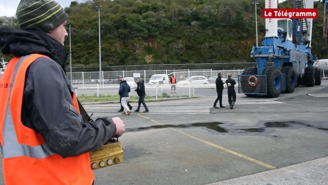 Saint-Brieuc. Le Class 40 de Maxime Sorel remis à l'eau