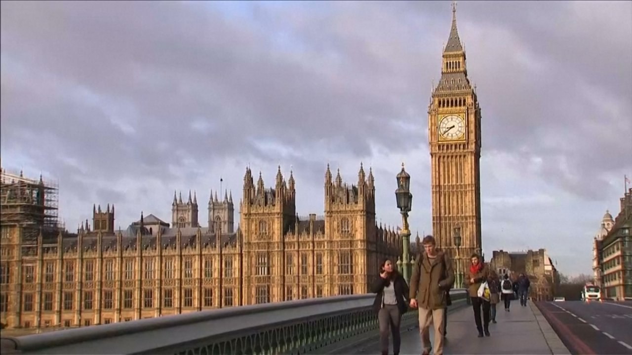 Brexit: Brits divided over possible