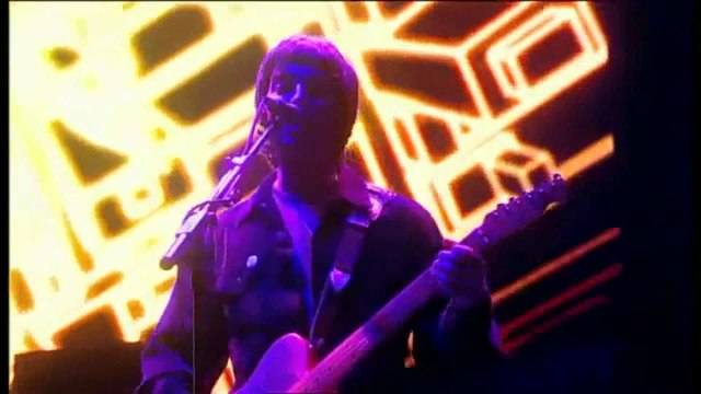 Oasis - Don't look back in anger