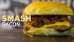 Smash Burger com Bacon e Cebola Caramelizada - Sanduba Insano
