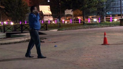 Parktaki vatandaşların üzerine ateş açtılar: 2 yaralı