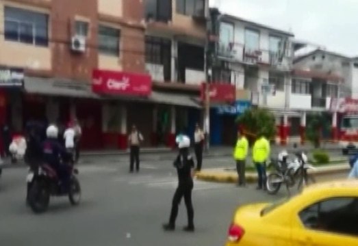 Alarma en Esmeraldas por intento de asalto con explosivos