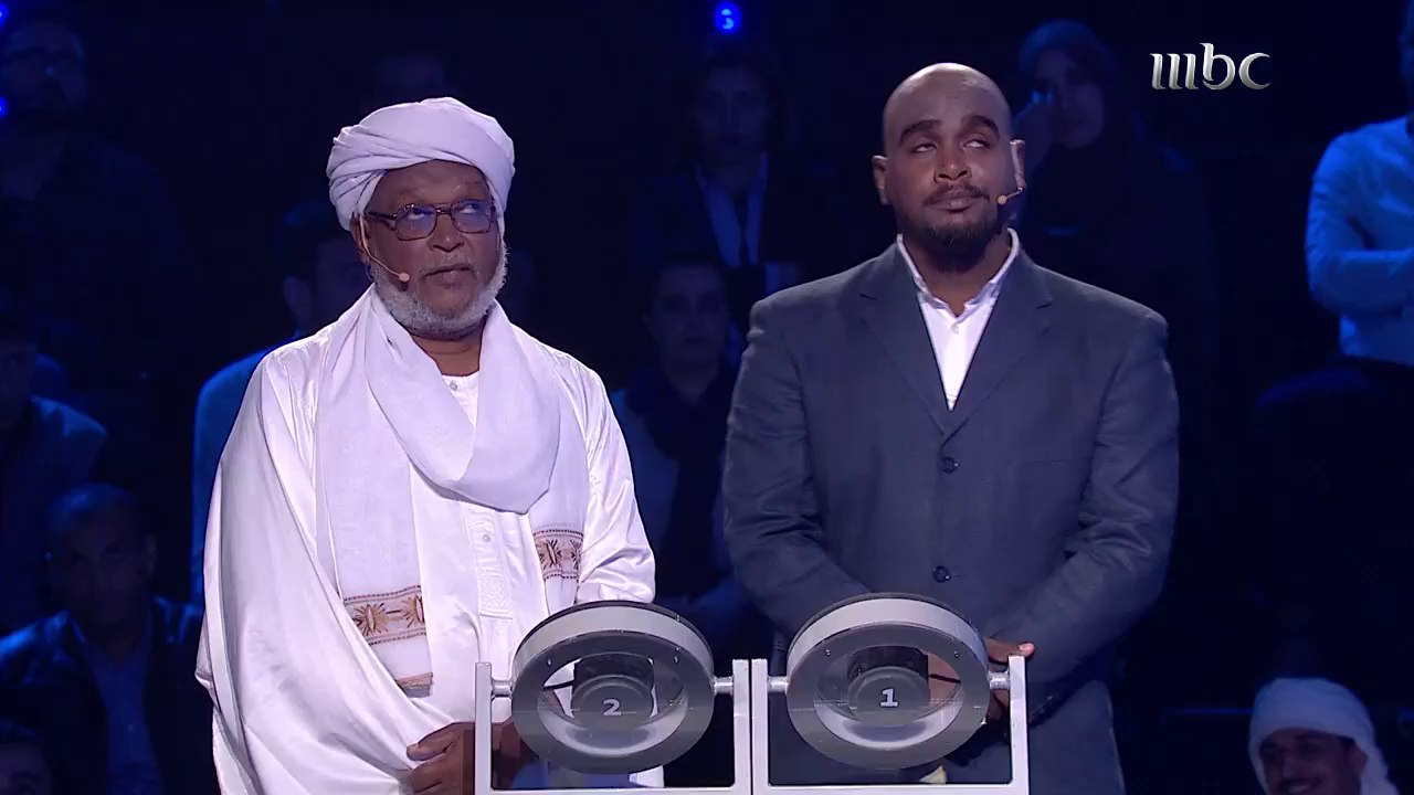 حماس كبير من أبو بكر اتجاه الكرات خلال الإجابة على السؤال الأول