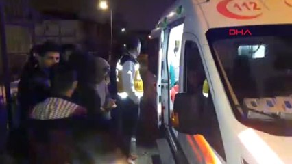 Bursa Akşam Yemeğinden Zehirlendikleri İddia Edilen 150'ye Yakın Öğrenci Hastaneye Kaldırıldı