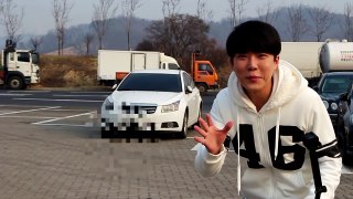 고속도로 휴게소 친구 버리고오기 몰래카메라 Highway rest area Prank camera 高速道路のサービスエリア隠しカメラ - 판파니(PanPaNi)