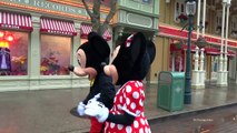 Disney charers Mickey & Minnie and Goofy Magic Hours - Disneyland Parc March new