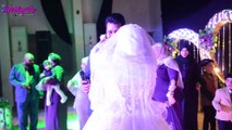 اخو العروسة  يفاجئ الجميع بصوته واغنيته لأخته جعلتها تبكى | Bride's brother