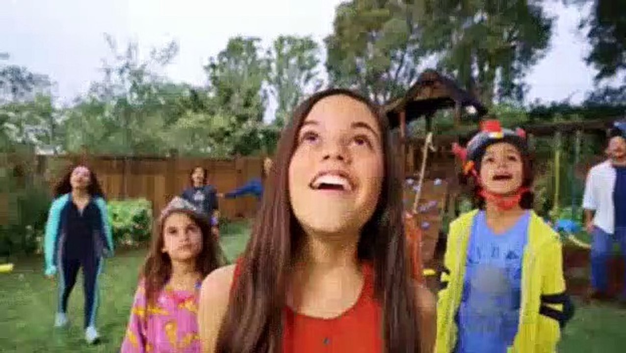 Stuck In The Middle S03E06 Stuck in a Nice Relationship