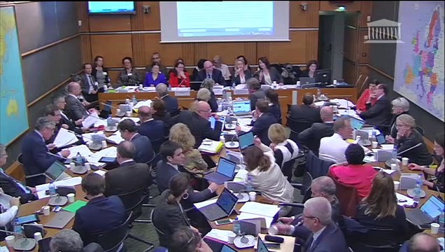 Commission du développement durable : Equilibre des relations commerciales dans le secteur agricole et alimentaire (Avant Art. 11 à Après Art. 11, adt 143) - Mardi 27 mars 2018