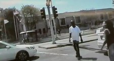 ABD'de Polis Pantolonu İnik Halde Yürüyen Siyah Adamı Öldürdü