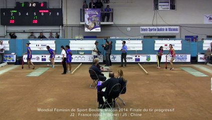 La finale du tir progressif lors du Mondial féminin à Mâcon en 2014