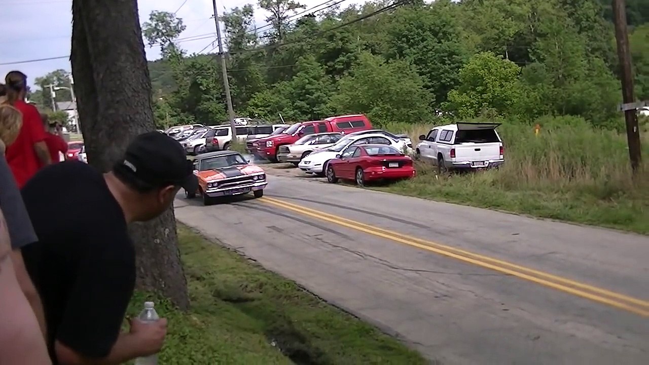 new Burnouts Leaving Car Show