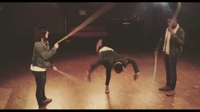 Ces jeunes français font de la corde à sauter comme personne