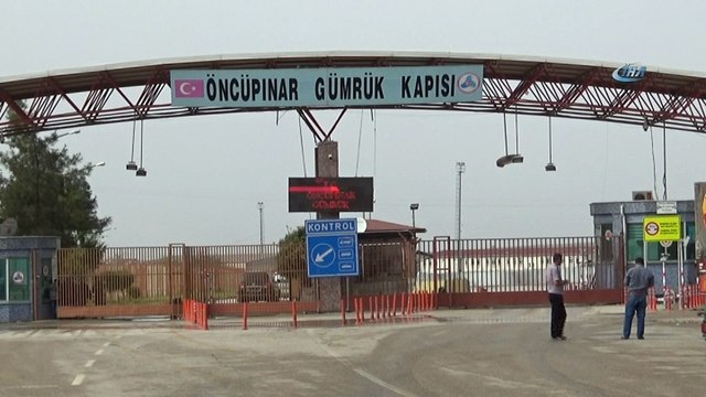 Fırat Kalkanı ve Zeytin Dalı Harekatı bölgelerine lojistik destek sürüyor