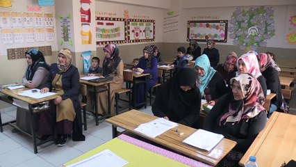 'Devletimiz 'gel oku' dedi, ben de geldim' - AĞRI
