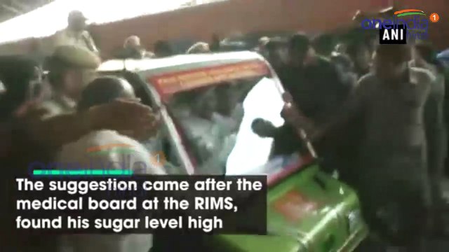 Lalu Yadav इलाज के लिए पहुंचे Delhi AIIMS, Nitish Kumar पर साधा निशाना | वनइंडिया हिन्दी