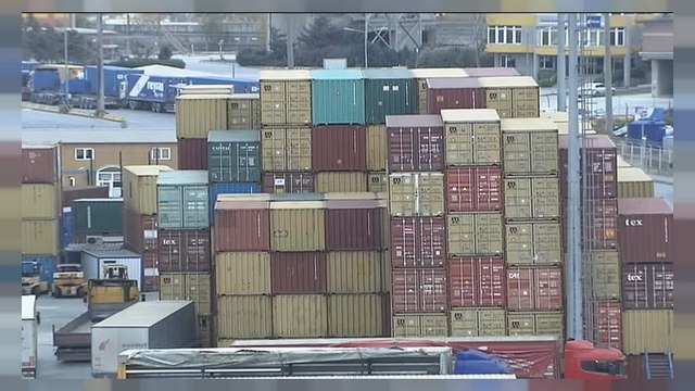 Türkiye ekonomisi 7.4 büyüdü Türk Lirası Dolar ve Euro karşısında eridi