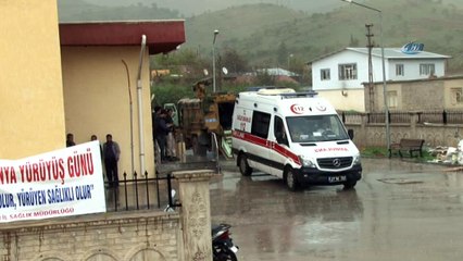 Hazro’da askeri araca saldırı: 6 yaralı