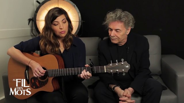 Yves Simon & Clou interprètent Les Gauloises bleues dans dans l'émission Au Fil Des Mots