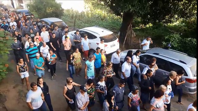 Enterro de soldado da PM é marcado por emoção e homenagens